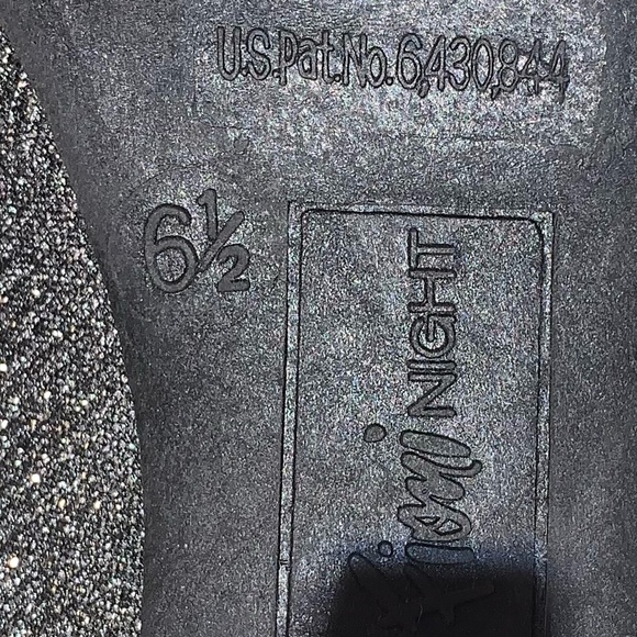 Sparkly Grey Close Toed Pump - Picture 7 of 7